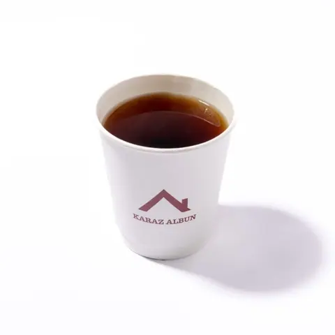 شاي أحمر من قائمة كرز البن